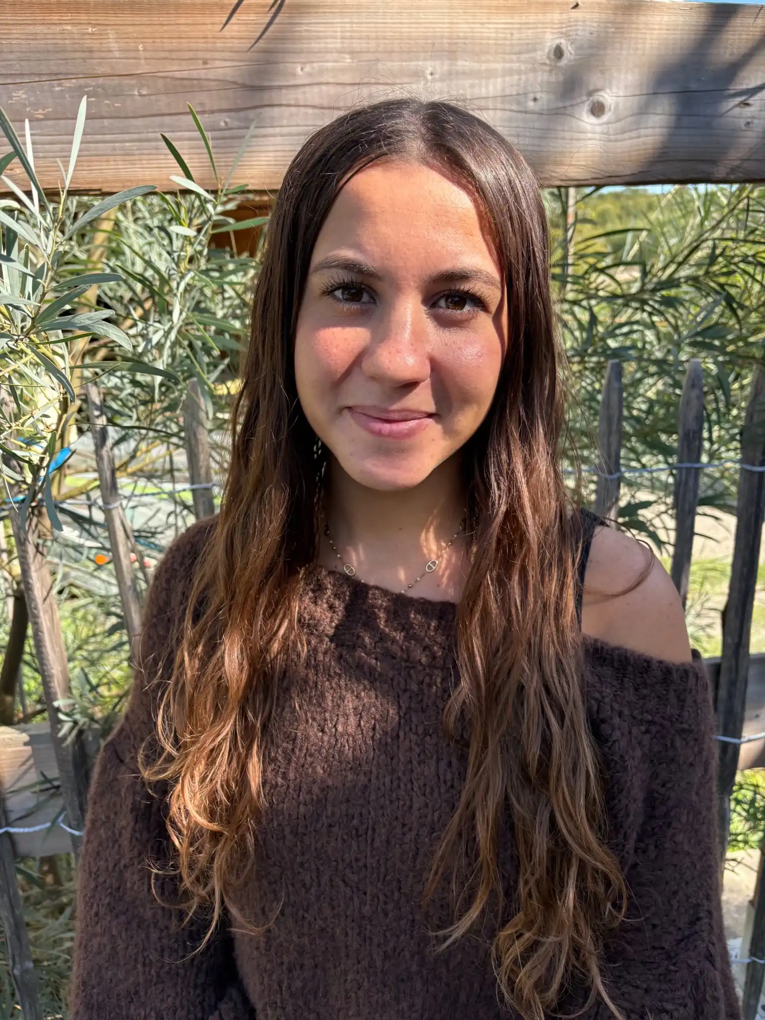 Léa Kaci, Commerciale